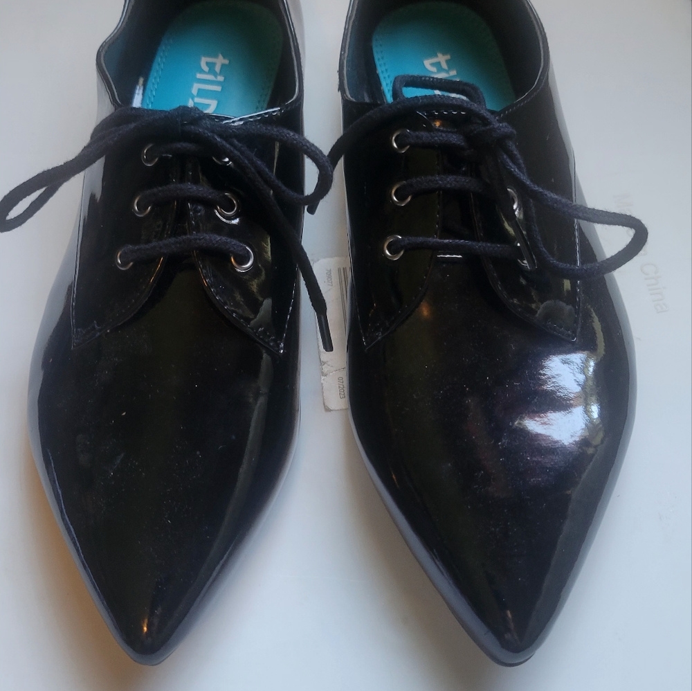 Tildon Astoria patent shoes brand new without box
